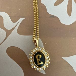 NWOT BLACK & GOLD RHINESTONE INITIAL NECKLACE  LETTER E
